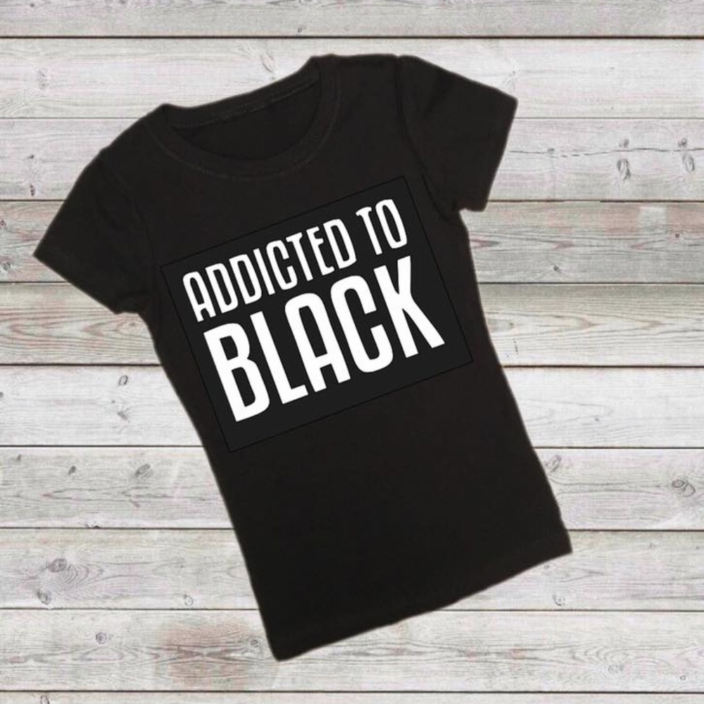 🖤 Addicted to Black Shirt 🖤